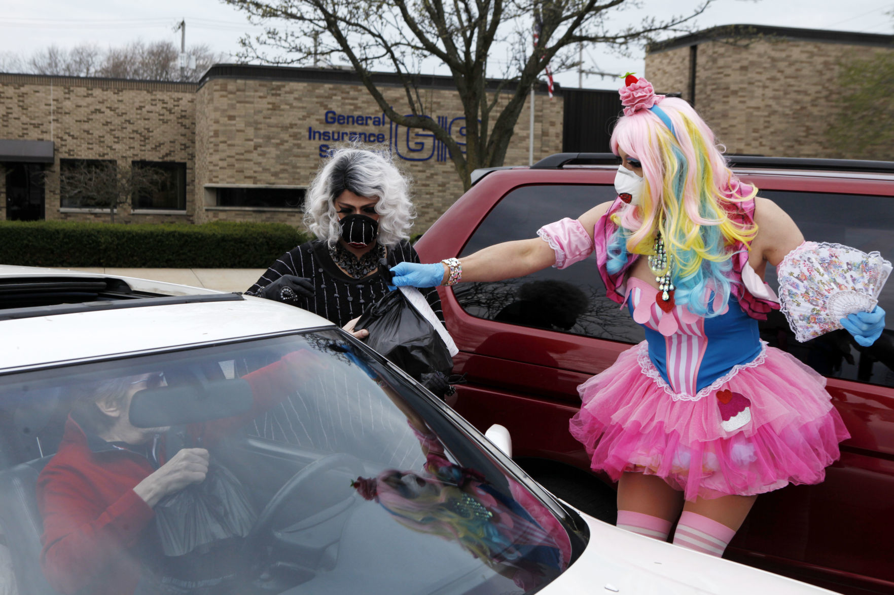 Gallery: "Dragside" pickup